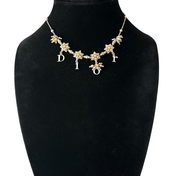 Dior Champagne Pearl & Silver Spell Out Engraved Adjustable Necklace - Picture 3 of 15